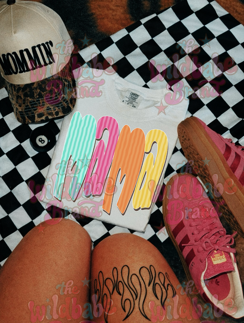 MULTI COLOR MAMA GRAPHIC TEE